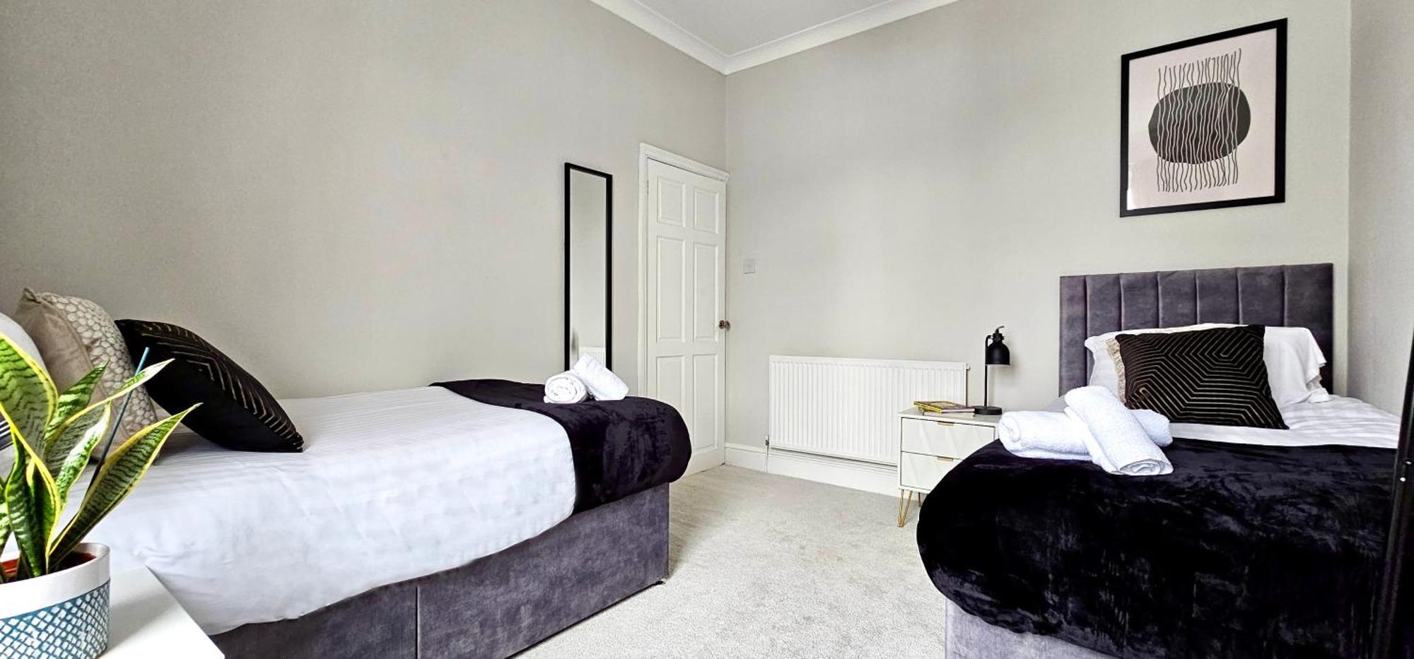 Habershon By Switchback * Cardiff