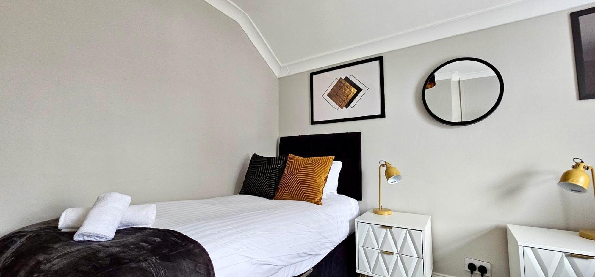 Apartment Habershon By Switchback
